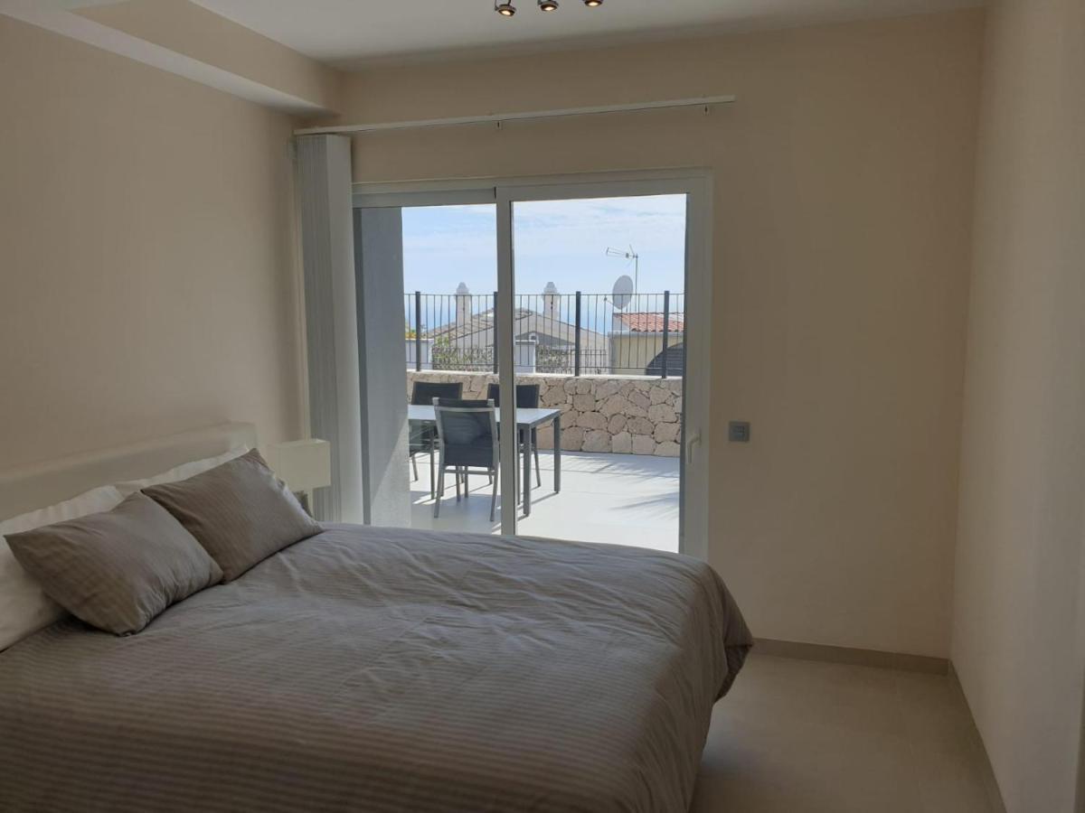 Luxury Villa In Residencial La Tagora